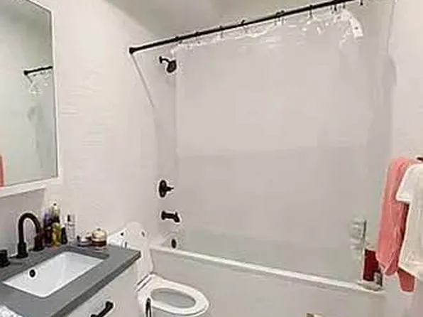 157 Lexington Avenue image 12 of 15