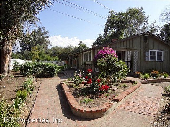 5th image of 2260 N Orange Grove Ave