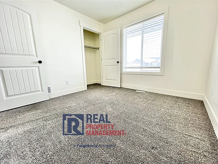 1620 Petersburg Dr — Photo 18