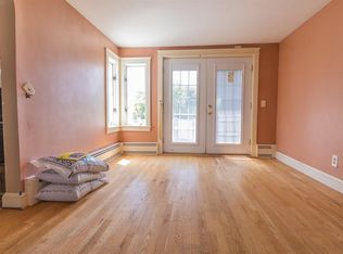 61 Pawtuxet Ter, West Warwick, RI 02893