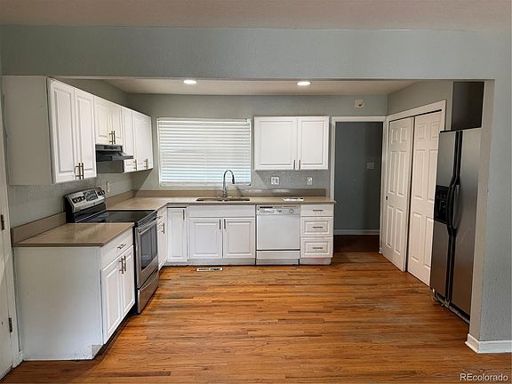 4th image of 281 Lansing Street