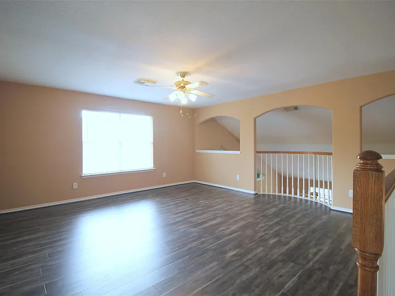 19927 Black Canyon Dr — Photo 23