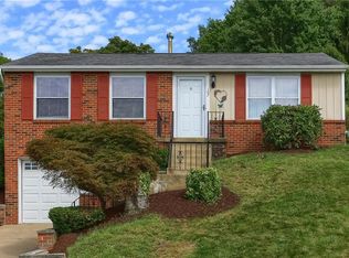 107 Frontenac Rd, New Kensington, PA 15068