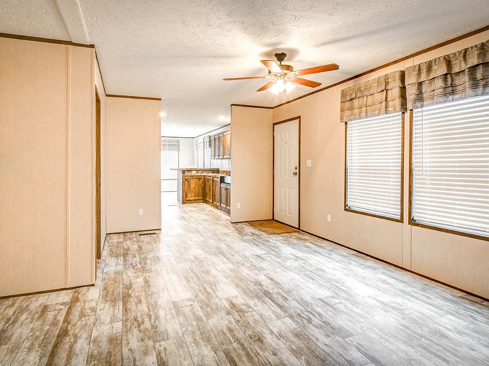 1st image of 27 Goodlett Dr