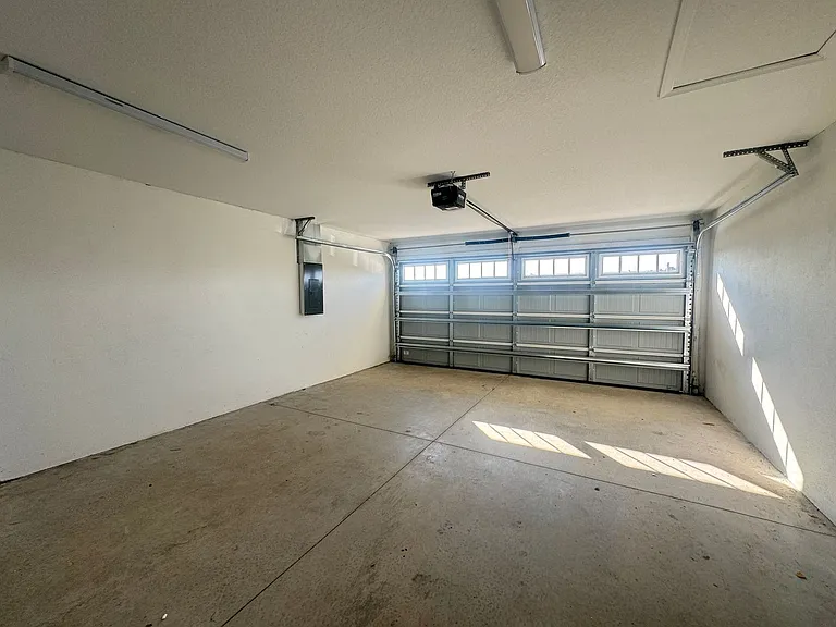 8145 Cozumel Ln — Photo 31