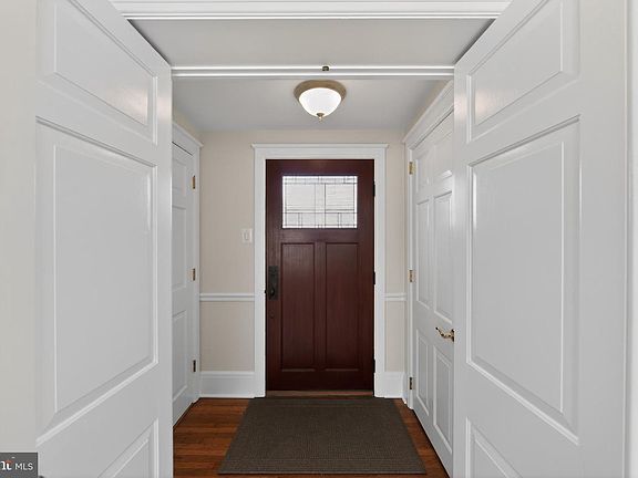 2nd image of 312 Conestoga Rd