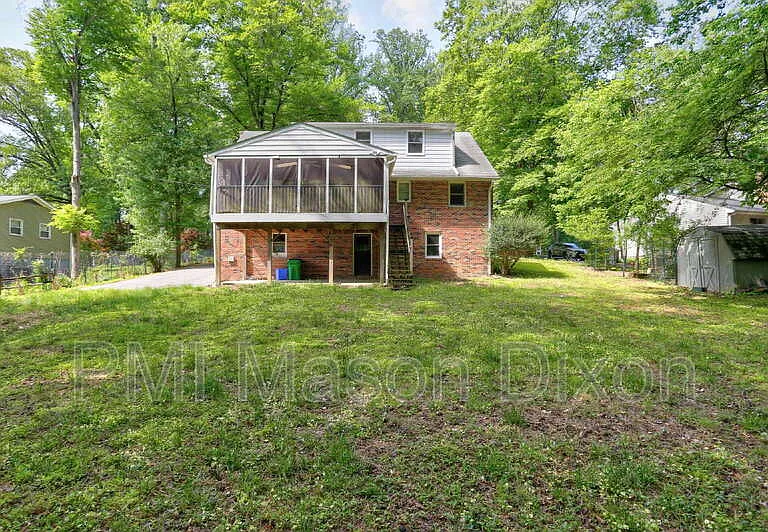 9710 Gwynn Park Dr — Photo 31