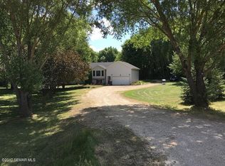 28430 Hogan Ave, Randolph, MN 55065