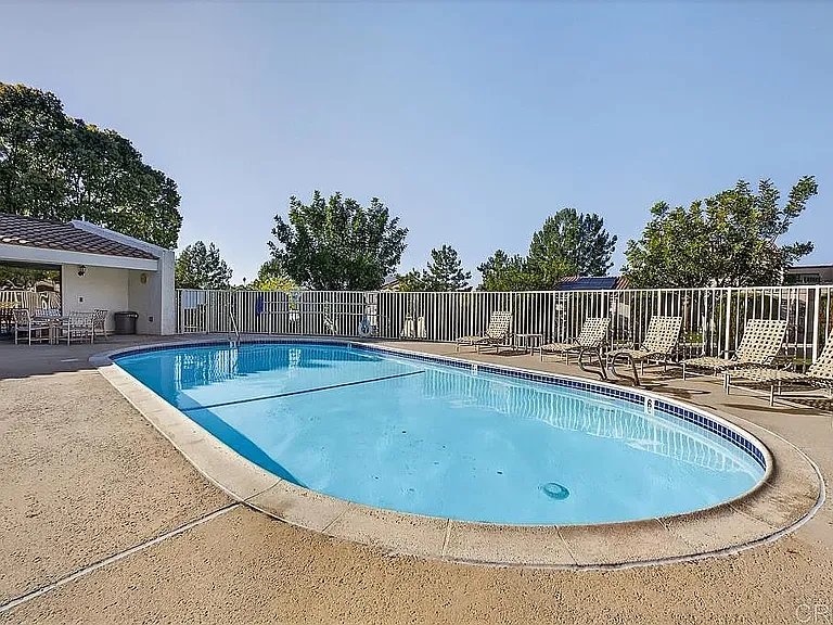 Community pool