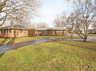1206 Woodrow Wilson Rd, Fostoria, OH 44830