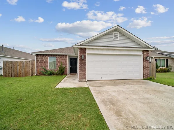 23247 S 241st St, Broken Arrow, OK 74014