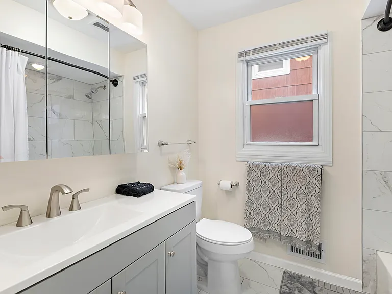86 W 10th St #1 — Photo 25