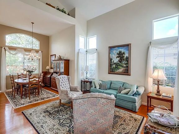 2nd image of 13563 Lindamere Ln