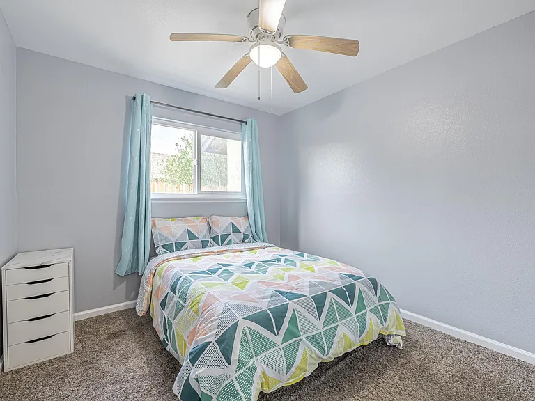 43827 Lively Ave — Photo 23