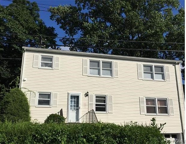 1st image of 921 Jefferson Ave #2