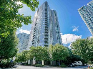 111 Georgia St W #2206, Vancouver, BC V6B 1T8