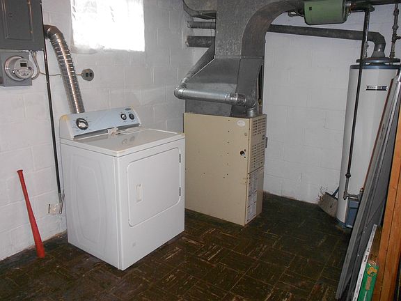 Basement Laundry