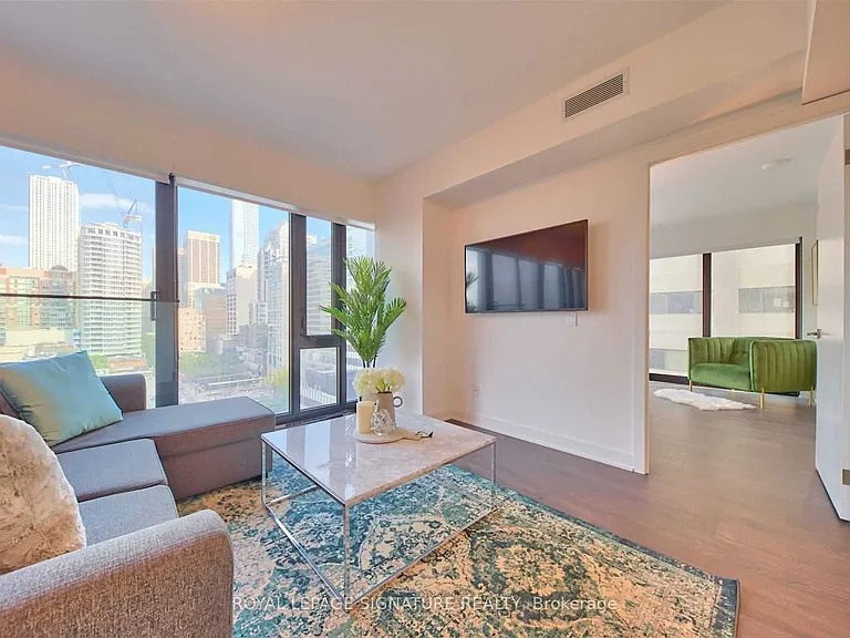 188 Cumberland St #1004 — Photo 2