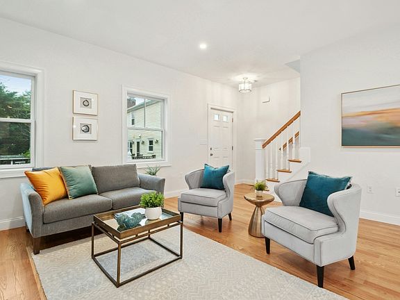5th image of 23 Loomis St #23