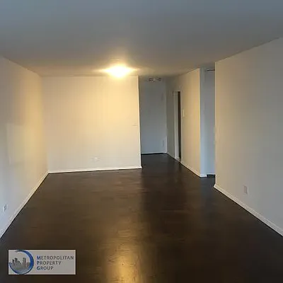 Rented by J Misrahi Realty Corp | media 5