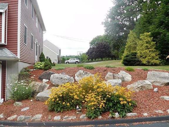 2nd image of 14 Ashworth Dr