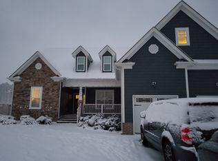 3401 Yellow Buckeye Ln, Zebulon, NC 27597