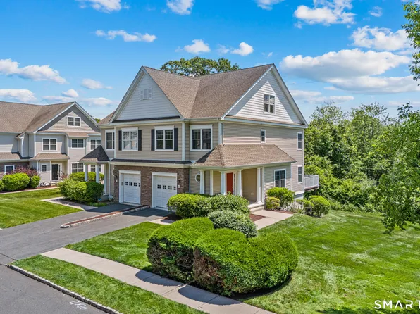 53 Carnoustie Circle #53, Bloomfield, CT 06002