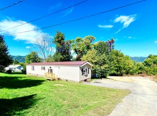 103 & 105 Masters Street Ext, Erwin, TN 37650