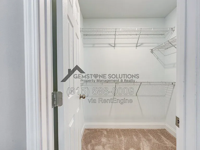 714 Hahn Ct — Photo 22
