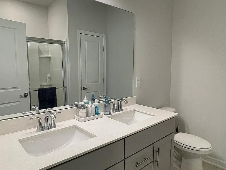 2828 Campanella Dr — Photo 8