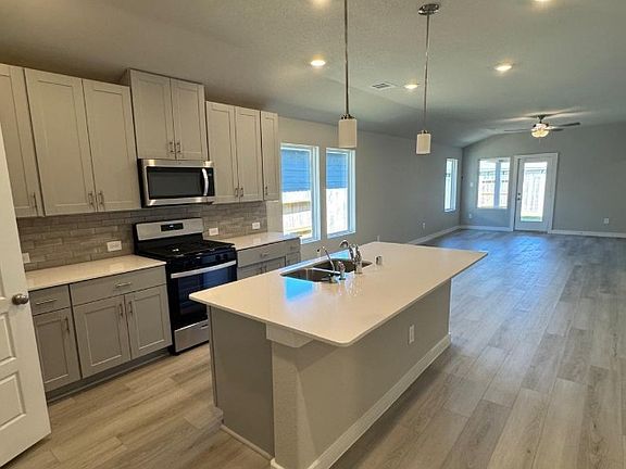 2nd image of 2614 Colorado Creek Dr