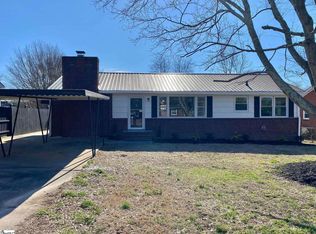 14 Brownwood Dr, Greenville, SC 29611