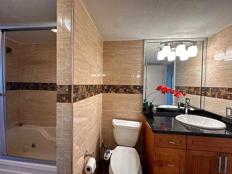 2699 Seville Blvd #701 — Photo 32