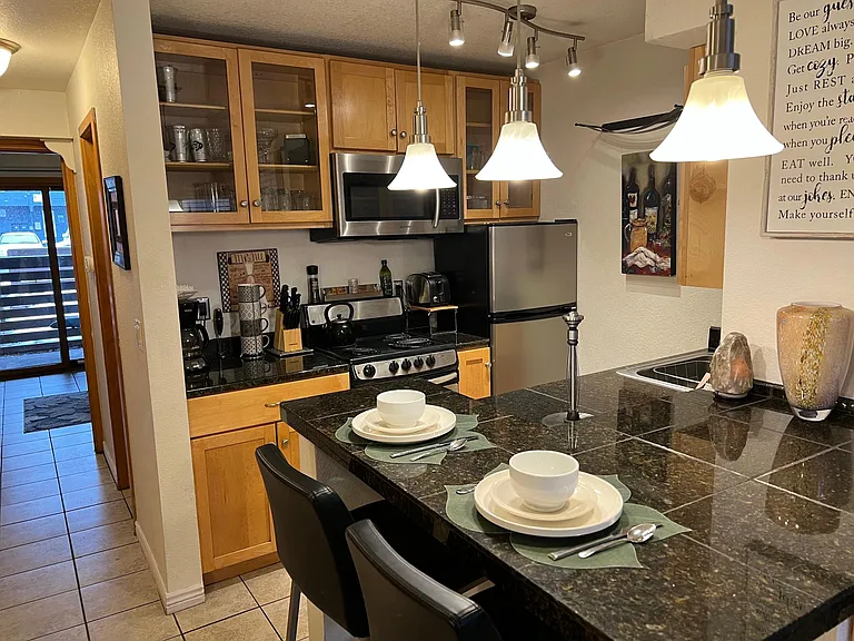 1825 Marine St #5 — Photo 6