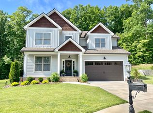 9410 Silver Stone Ln, Ooltewah, TN 37363