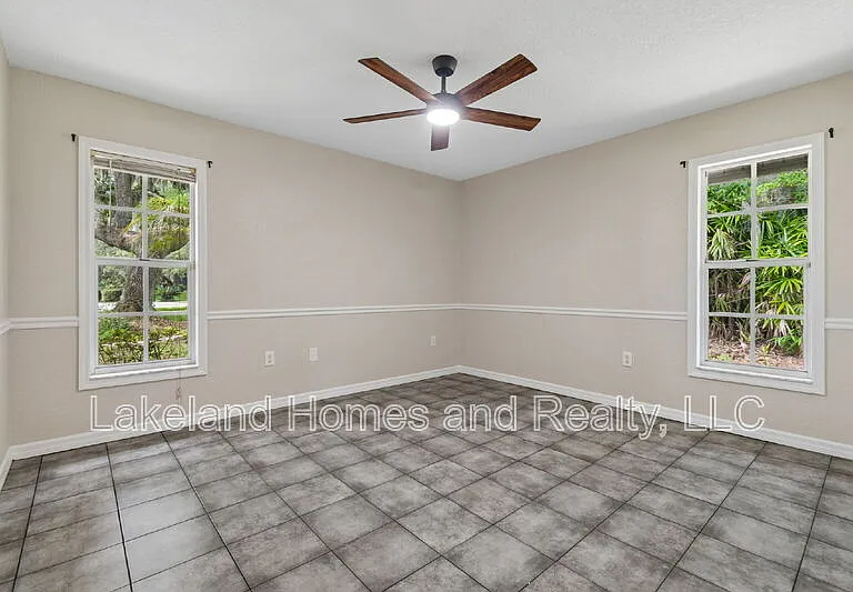 95 Woodside Dr — Photo 40