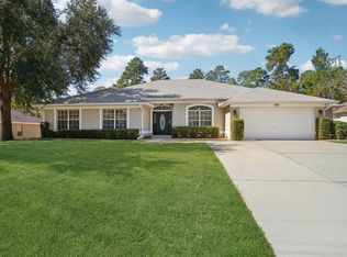 70 Grass St, Homosassa, FL 34446