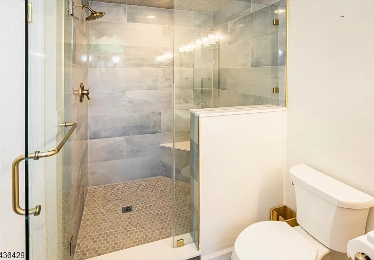 35 Lenox Ct — Photo 24
