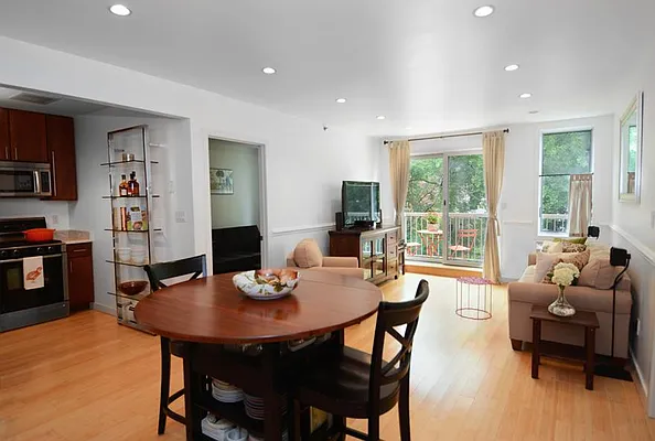 Sold by Brooklyn Bridge | media 10