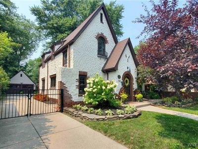 165 Lamarck Dr, Amherst, NY, 14226