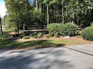 202 Heathcote Rd, Hendersonville, NC 28791