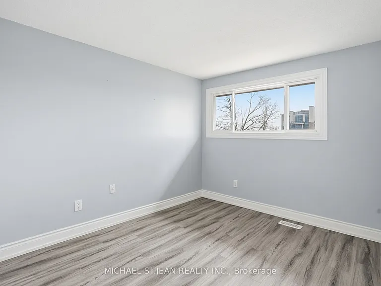 125 Limeridge Rd W #7 — Photo 16