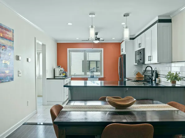 141 Grove Street APT I, Stamford, CT 06901