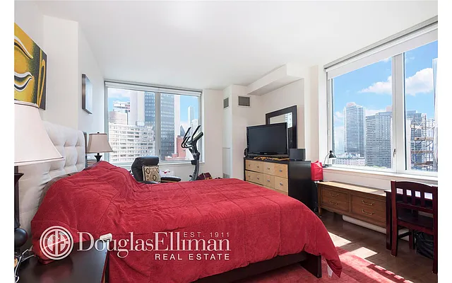 Rented by Douglas Elliman | media 9