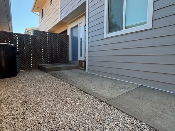 302 Aristocrat Dr, Billings, MT 59105