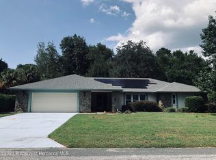 4 Hemlock Ct E, Homosassa, FL 34446
