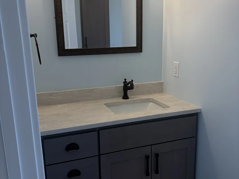 Bathroom vanity