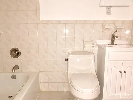 Rented by Spire Group | media 16