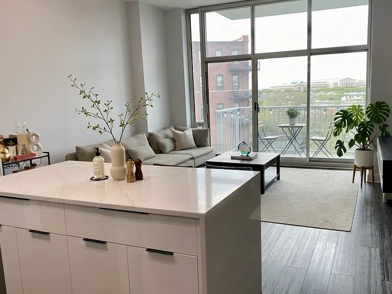 1600 S Indiana Ave #605 — Photo 18