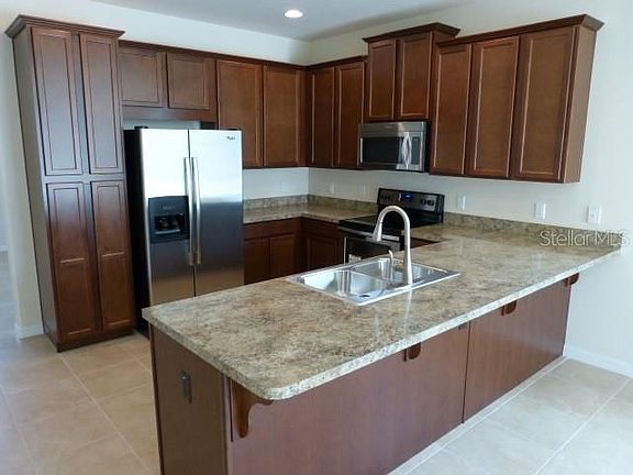 3rd image of 7359 Azalea Cove Cir